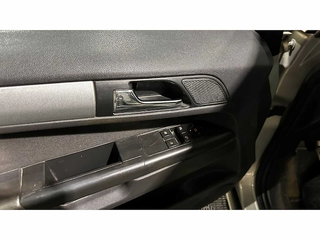 Opel - zafira - 7-zitplaatsen - personenauto - afbeelding 14 van  38