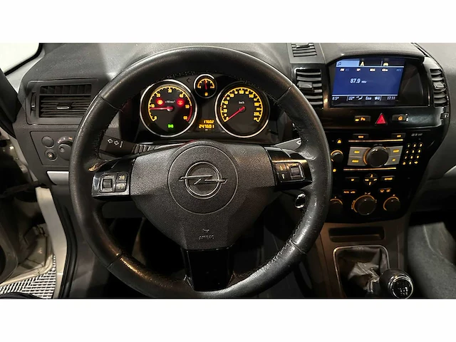 Opel - zafira - 7-zitplaatsen - personenauto - afbeelding 15 van  38