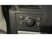Opel - zafira - 7-zitplaatsen - personenauto - afbeelding 18 van  38