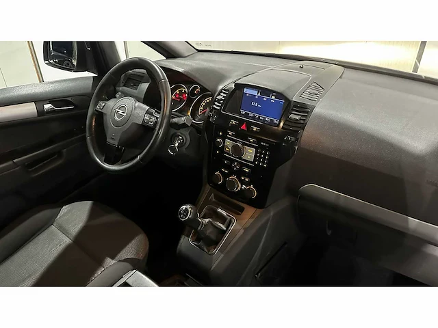 Opel - zafira - 7-zitplaatsen - personenauto - afbeelding 38 van  38