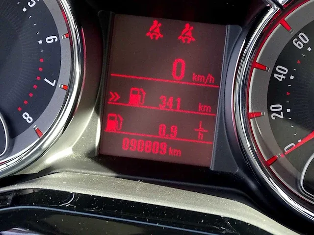 Opel adam 1.4 ecoflex - afbeelding 35 van  52
