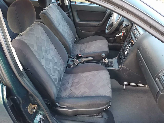 Opel astra - 1998 - afbeelding 10 van  21
