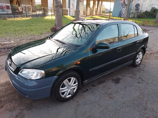 Opel astra - 1998 - afbeelding 1 van  21