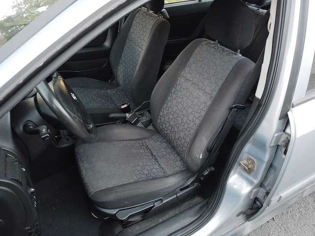 Opel astra - 2002 - afbeelding 3 van  21