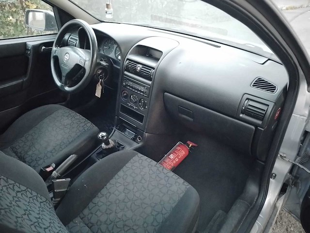 Opel astra - 2002 - afbeelding 9 van  21