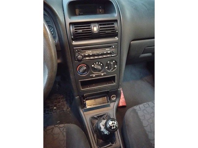 Opel astra - 2002 - afbeelding 11 van  21