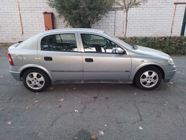 Opel astra - 2002 - afbeelding 18 van  21