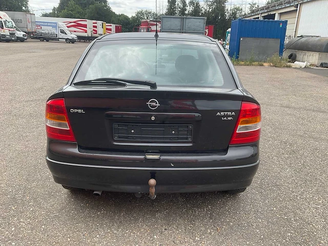 Opel astra 1.4 16v - afbeelding 17 van  22