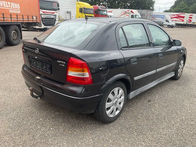 Opel astra 1.4 16v - afbeelding 18 van  22