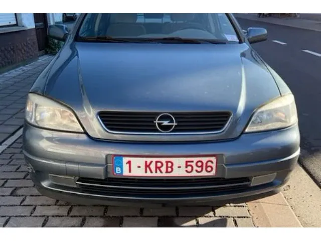 Opel astra 1.6-16v - afbeelding 11 van  18