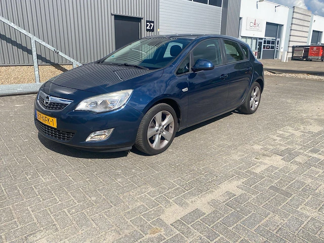 Opel astra 1.6 benzine 85kw 2010 (marge) - afbeelding 1 van  1