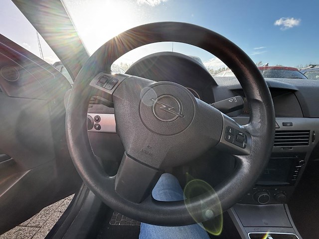 Opel astra 1.6i xep 16v enjoy,2005 - afbeelding 7 van  35