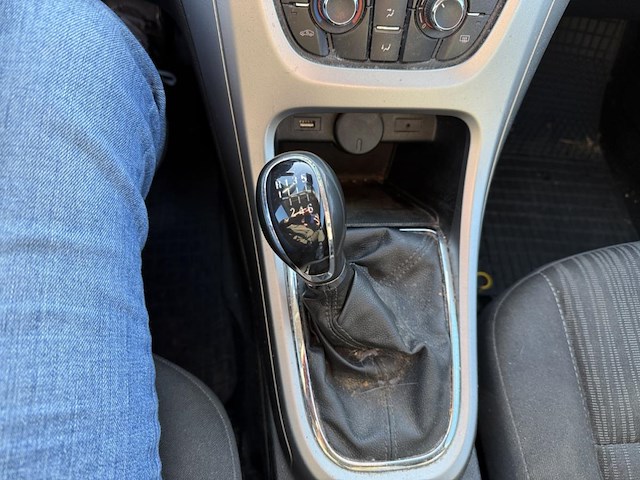 Opel astra 1.7 cdti ecoflex essentia fap (fleet),2011 - afbeelding 4 van  28