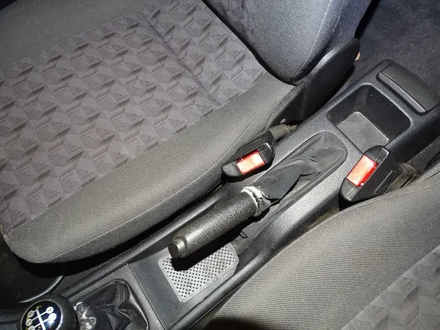 Opel astra 1.7 dti - afbeelding 25 van  40