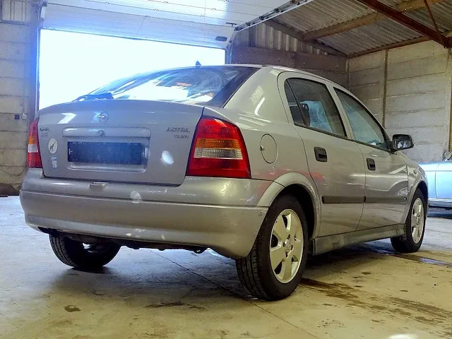 Opel astra 1.7 dti - afbeelding 34 van  40