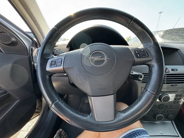 Opel astra 1.7 dtl cdti cosmo 80, 2005 - afbeelding 13 van  31