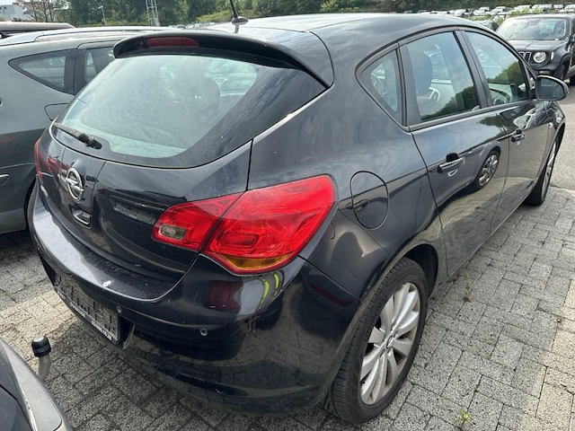 Opel astra, 2011 - afbeelding 21 van  26