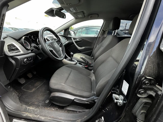 Opel astra, 2011 - afbeelding 10 van  30
