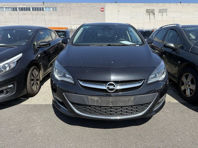 Opel astra astra 1.4i essentia 100,2015 - afbeelding 12 van  27