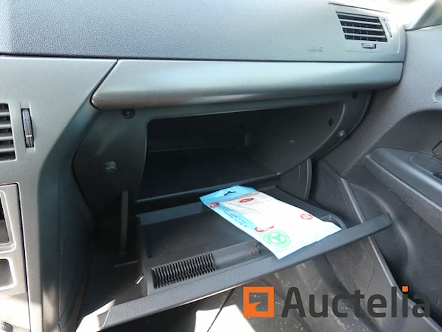 Opel astra auto - afbeelding 19 van  25