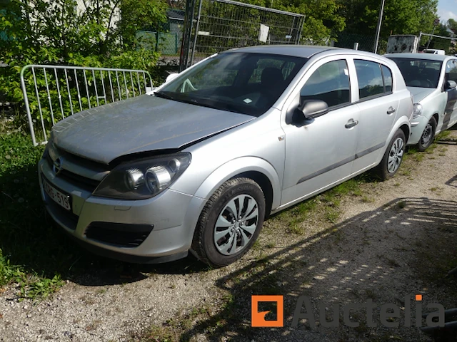Opel astra auto - afbeelding 20 van  25