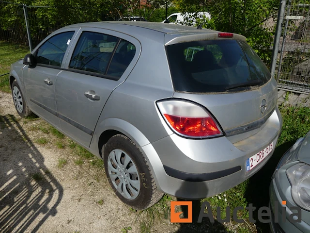 Opel astra auto - afbeelding 23 van  25