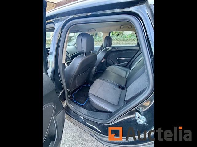 Opel astra auto - afbeelding 12 van  13