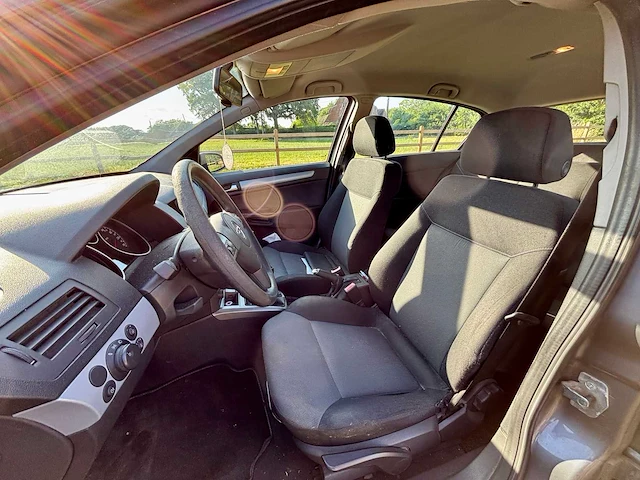 Opel astra enjoy 1.4i 2006 - afbeelding 16 van  37