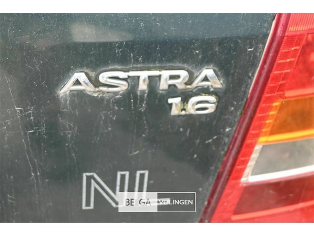 Opel astra, in beslag genomen voertuig - afbeelding 10 van  10