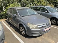 Opel astra personenauto - afbeelding 2 van  9