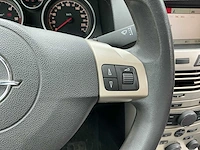 Opel astra uit 2008 - afbeelding 9 van  70