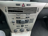 Opel astra uit 2008 - afbeelding 13 van  70