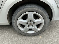 Opel astra uit 2008 - afbeelding 38 van  70
