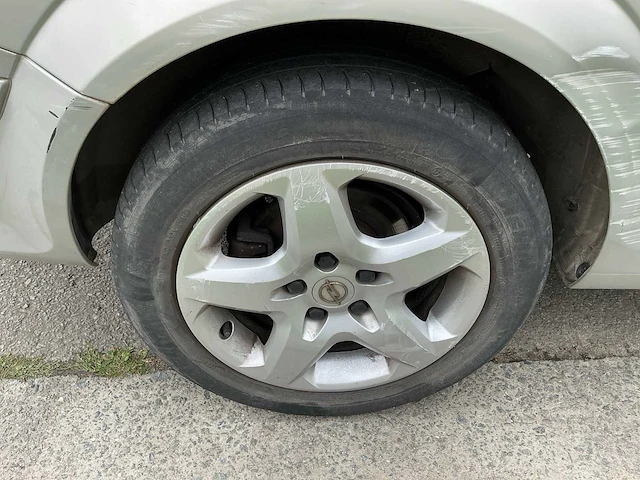 Opel astra uit 2008 - afbeelding 39 van  70