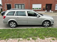 Opel astra uit 2008 - afbeelding 34 van  70