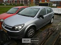 Opel astra - afbeelding 1 van  8