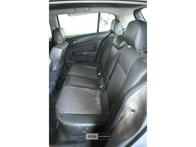 Opel astra - afbeelding 14 van  15