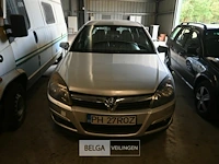 Opel astra - afbeelding 2 van  15