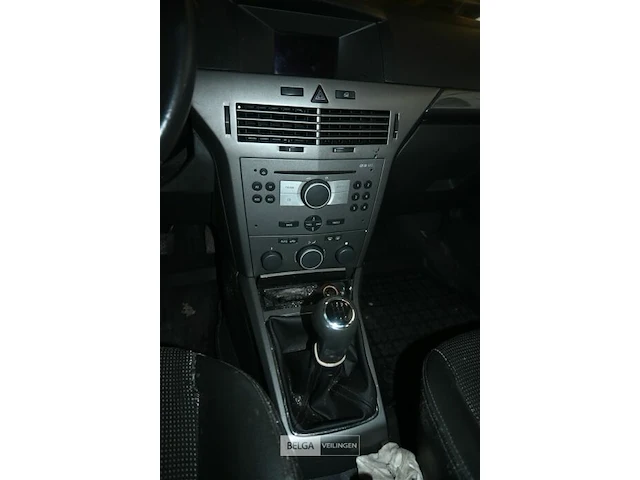 Opel astra - afbeelding 6 van  15