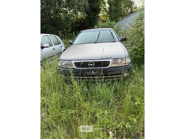 Opel astra - afbeelding 2 van  6