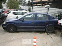Opel astra - afbeelding 3 van  10