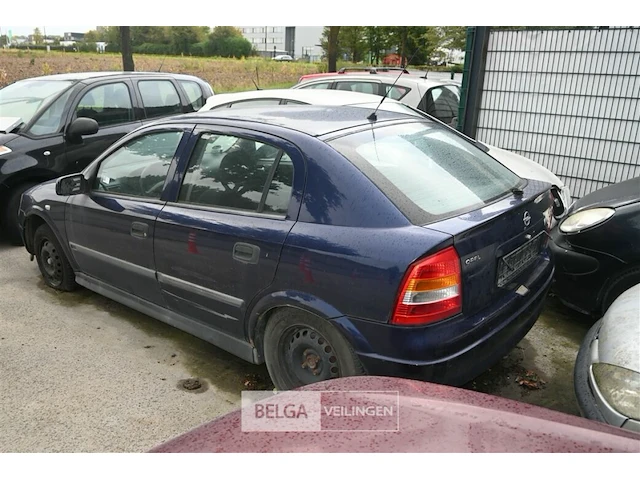 Opel astra - afbeelding 5 van  10