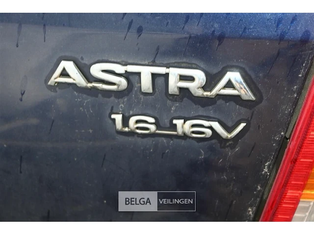 Opel astra - afbeelding 8 van  10