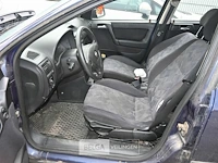 Opel astra - afbeelding 9 van  10
