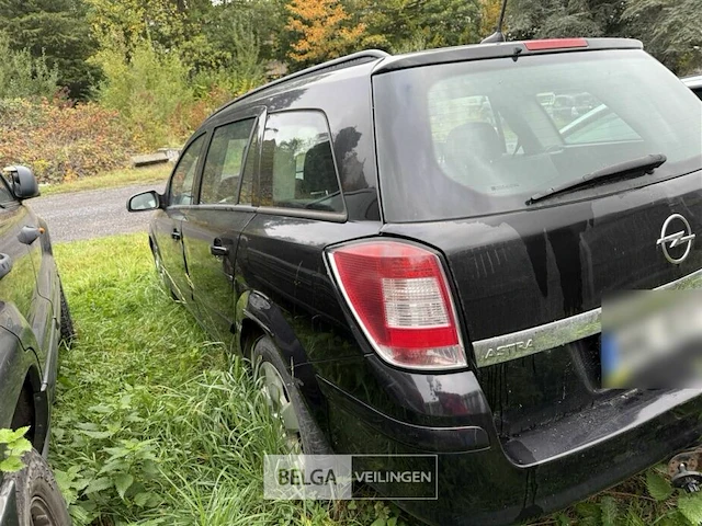 Opel astra - afbeelding 2 van  15