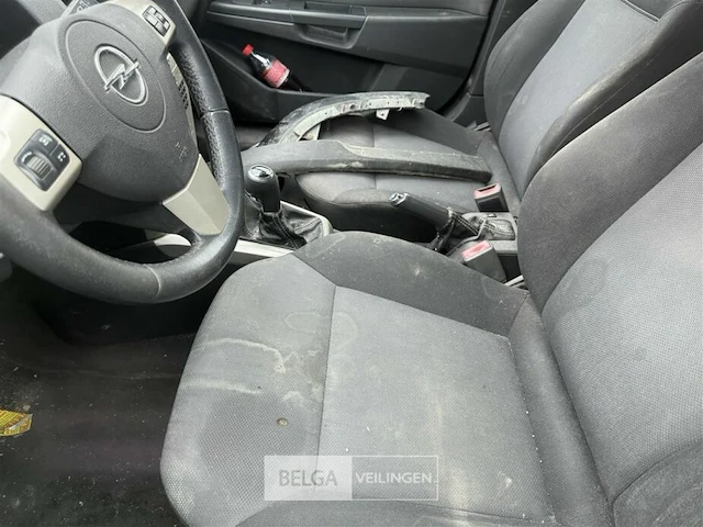 Opel astra - afbeelding 7 van  15