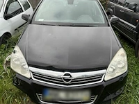 Opel astra - afbeelding 1 van  15