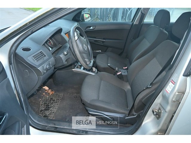 Opel astra - afbeelding 17 van  21