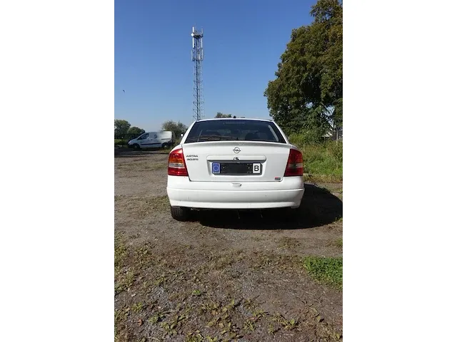 Opel astra - afbeelding 2 van  7