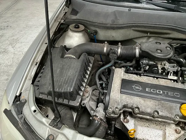 Opel astra - afbeelding 40 van  48